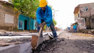 En otros nueve barrios de Montería iniciarán pavimentación en febrero de 2025