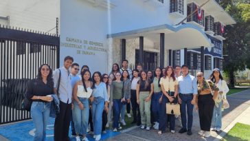 Estudiantes de Negocios Internacionales participaron en misión académica en Panamá