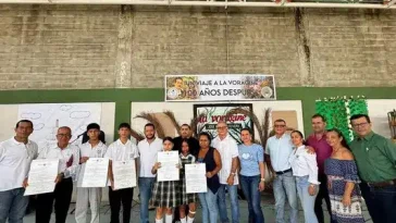 Estudiantes de una institución del Valle del Cauca obtuvieron el primer premio en el concurso internacional de poesía