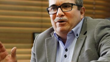 Exjefe de las Farc pide a Petro tomar acciones ‘urgentes’ para lograr la paz