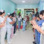 Gestora Social Valeria Vega celebra los grados del primer grupo de niños de las Aulas Escolares en la Clínica IMAT