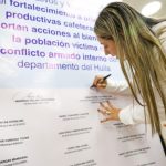 Gobierno departamental firma acuerdo para fortalecer familias cafeteras víctimas del conflicto armado.