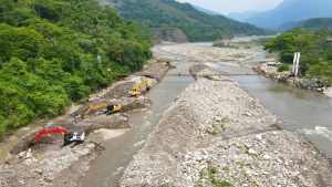 Gracias a las huellas dejadas en el 2024 con la construcción de jarillones y canales, César Ortiz Zorro logró salvar vidas y proteger territorios