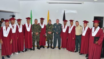 Graduaron como bachilleres a nueve soldados en Valledupar