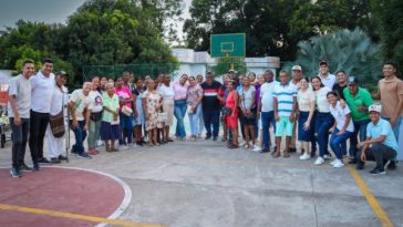 La administración municipal impulsa con entrega de logística  a emprendedores de Algarrobo, Magdalena