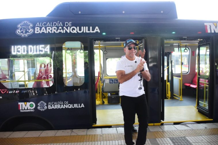 Llegaron los primeros buses de Transmetro, en el 2025 tendremos toda la flota nueva: alcalde Char