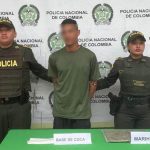 Llevaba droga y fue capturado por la policía