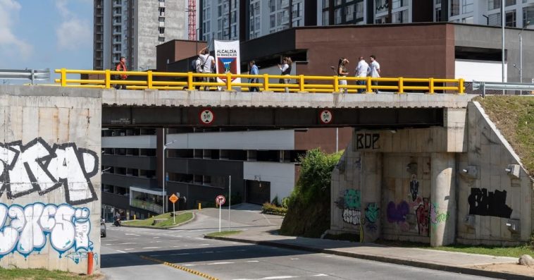 Ponen en funcionamiento el puente que conecta a la Av. Kevin Ángel con la Baja Suiza