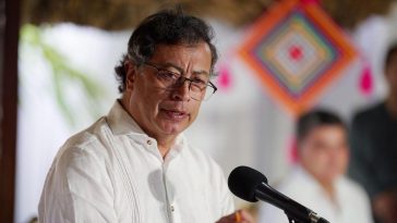 Presidente Petro llama al diálogo para resolver conflicto dentro del pueblo Arhuaco y dice que no tomará partido