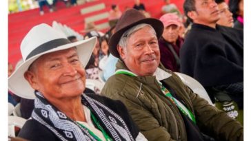 Integrantes de la comunidad de Aponte