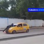 Taxista y agente de tránsito.