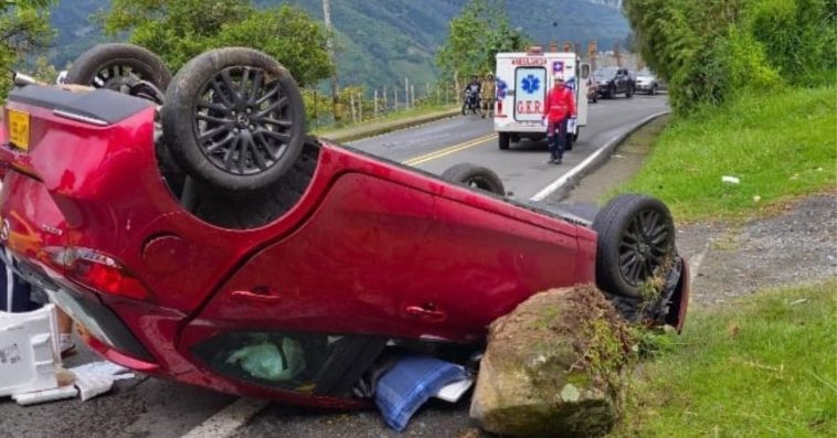 Una mujer lesionada dejó accidente de vehículo en la antigua vía Manizales – Chinchiná