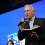 Uribe vuelve a arremeter contra la JEP por hallazgos en 'la Escombrera': 'Miente con su discurso político'