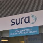 Fachada de una sede de la entidad prestadora de servicios de salud. La liquidación de EPS Sura no fue aceptada.