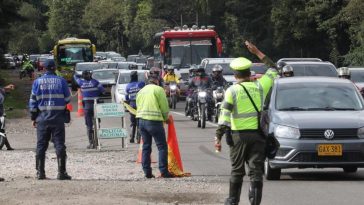 ¿Va a viajar en Navidad y Año Nuevo? Ojo, estas son las vías con más siniestros en Colombia