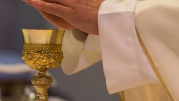 El Vaticano admitirá a hombres homosexuales como sacerdotes bajo juramento de celibato