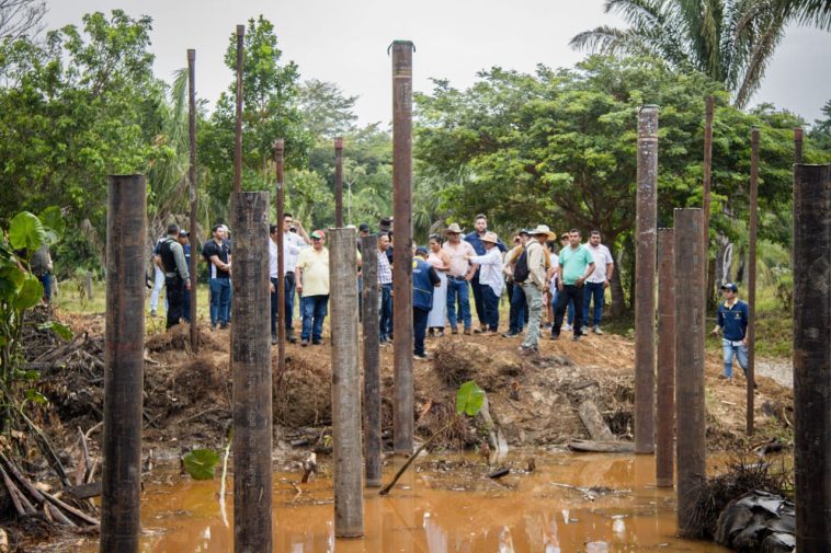 El puente número 10 se construye en Los Caribes de Hato Corozal, norte de Casanare