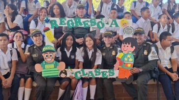 Estudiantes de Valledupar regresaron a las aulas de clases