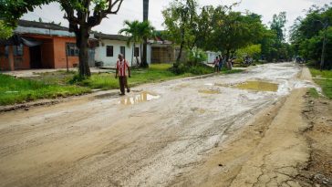 Gobernador Arana anuncia obras de pavimentación y alcantarillado en Arjona