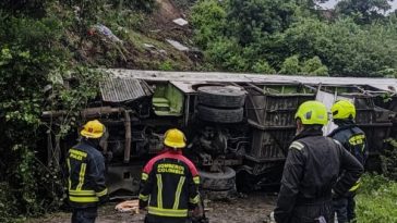 Hacia las 8 de la noche salió desde Cali bus que se accidentó con 42 pasajeros en la vía Ipiales-Pasto