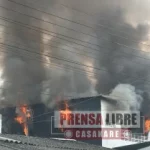 Millonarias pérdidas materiales tras incendio estructural en Autoservicio en Monterrey