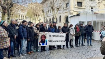 Hace un año, los familiares y amigos de Borja lo recordaron en su ciudad natal, Vitoria, España.