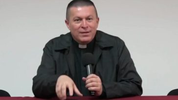 Padre Jaime Cabrera Arcos, nuevo obispo de Garzón, se prepara para su consagración episcopal