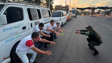 Policía de Tránsito instala seis áreas de control en vías de Córdoba