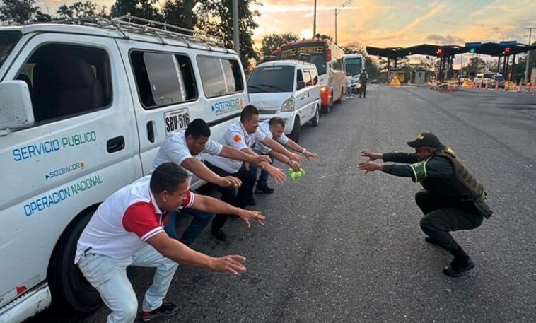 Policía de Tránsito instala seis áreas de control en vías de Córdoba