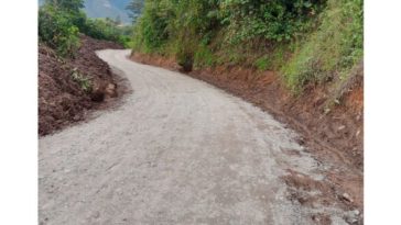 Recuperan tránsito en la vía Sandoná – Ancuya tras deslizamiento en La Roca