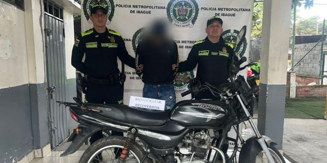 Sujeto fue capturado por robarse una moto en el barrio Germán Huertas de Ibagué