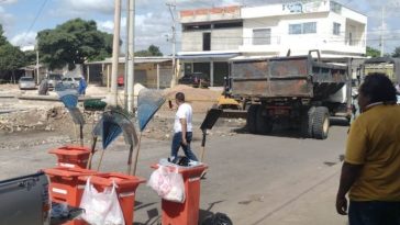 Obras limpieza se realizan en estos momentos para embellecer el centro donde funcionará el palacio municipal de Maicao.