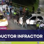 Un conductor protagonizó un espectáculo al negarse a ser requerido en un puesto de control en Fundadores