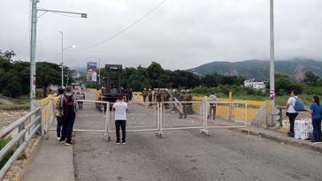 Un solo corredor humanitario: panorama en frontera venezolana a horas de la posesión de Maduro