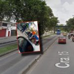 Una mujer fue atropellada por un motociclista que había invadido el carril del MIO; ambos resultaron heridos