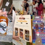 Whisky de maíz, cerveza y chapil: las bebidas artesanales que conquistan a los asistentes del Carnaval de Pasto