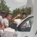 ¡Lo que faltaba! Conductor de ambulancia peleando atravesó moto para impedir traslado de paciente