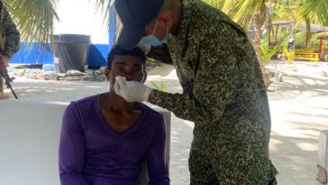 Armada Nacional brindó atención médica a pescador en cayo Serranilla