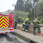 Bomberos rescatan a un hombre que cayó al río Pasto