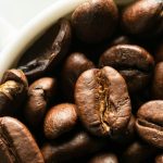 Cada colombiano consume 2,8 kg de café al año, ¿cómo servirlo para disfrutar en familia?