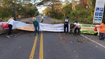 Cierran nuevamente troncal del Caribe por incumplimiento de pactos