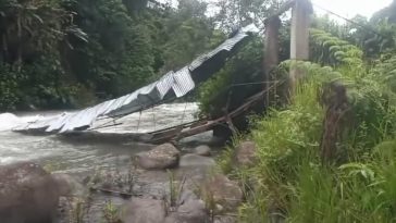 Comunidades en la frontera entre Colombia y Ecuador temen que otros puentes sean derribados