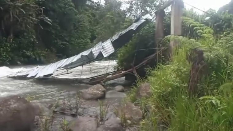 Comunidades en la frontera entre Colombia y Ecuador temen que otros puentes sean derribados