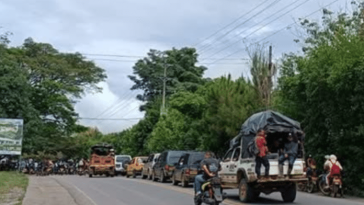 Con bloqueos en la vía Panamericana, campesinos del Patía exigen mejor energía, vías y salud en El Bordo, Cauca