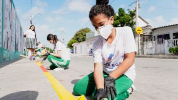 Con jornadas educativas y de limpieza, Triple A lidera un Carnaval Sostenible en Barranquilla