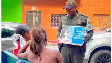 Concienciación sobre drogas: Policía de Tumaco lidera jornada de prevención en Parque Colón