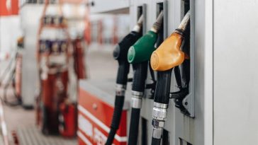 Consumo de gasolina cayó 5,9 % en Colombia por los aumentos en el precio que ha ordenado el Gobierno