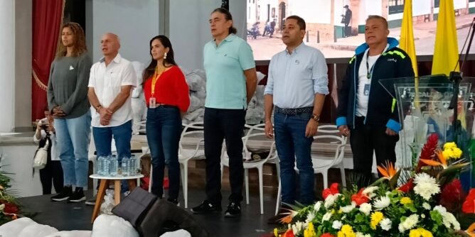 Director de Prosperidad Social lidera entrega de donaciones a familias vulnerables en Sandoná