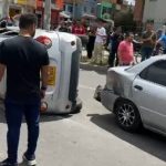 EN VIDEO: Grave accidente en la avenida Guayacanes entre dos carros y una volqueta Videos registraron cómo terminaron los vehículos involucrados en un grave accidente de tránsito que se presentó en plena avenida Guayacanes. Vea aquí.