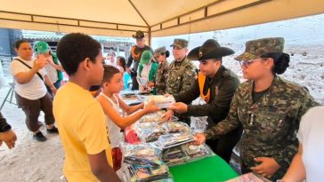 En Montería las familias recicladoras fueron beneficiadas con kits escolares